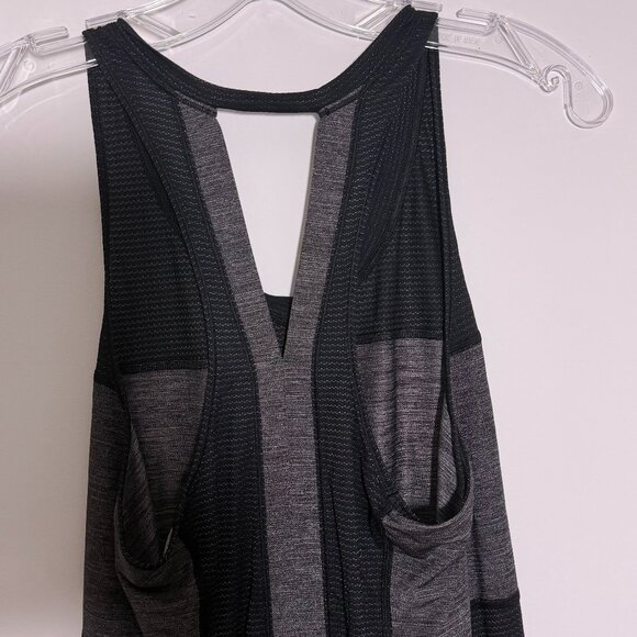 Lululemon Run Lightweight Mesh Singlet Tank Black Gray 6 NWOT - Picture 13 of 15
